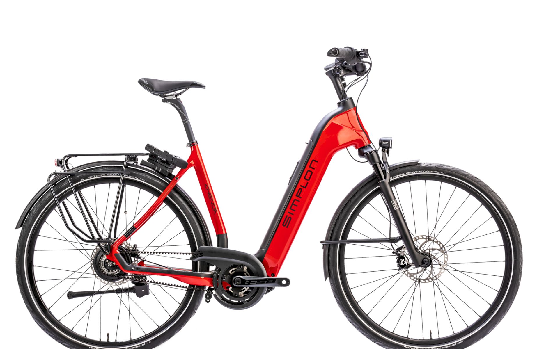 Sim_1184391_Chenoa-Bosch-CX-Low-CUES8000_cosmic-red-glossy-black-matt.jpg